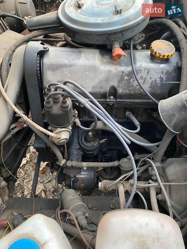 Седан ВАЗ / Lada 2105 1988 в Одесі фото 7 Седан ВАЗ / Lada 2105 1988 в Одесі