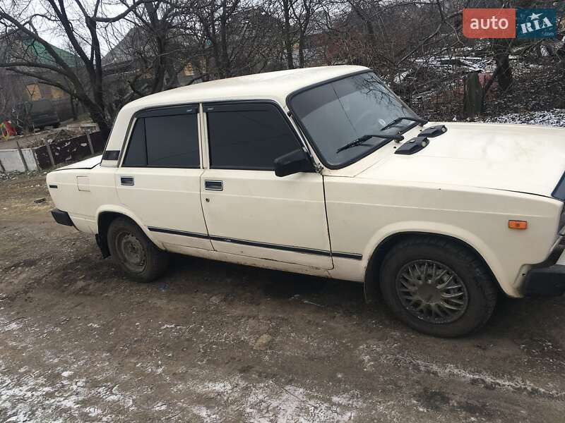 Седан ВАЗ / Lada 2105 1986 в Краматорске