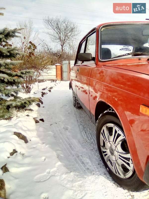 Седан ВАЗ / Lada 2105 1992 в Ржищеві