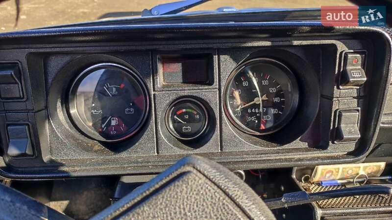 Седан ВАЗ / Lada 2105 1987 в Голованівську