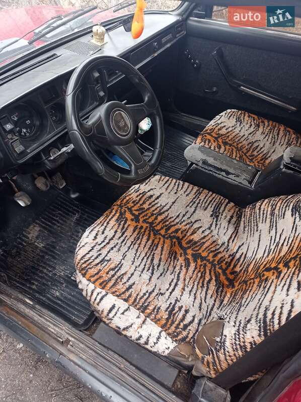 Седан ВАЗ / Lada 2105 1995 в Ровно