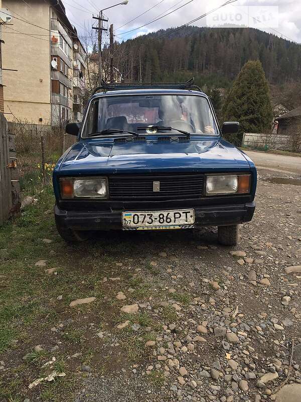 Седан ВАЗ / Lada 2105 1984 в Межгорье