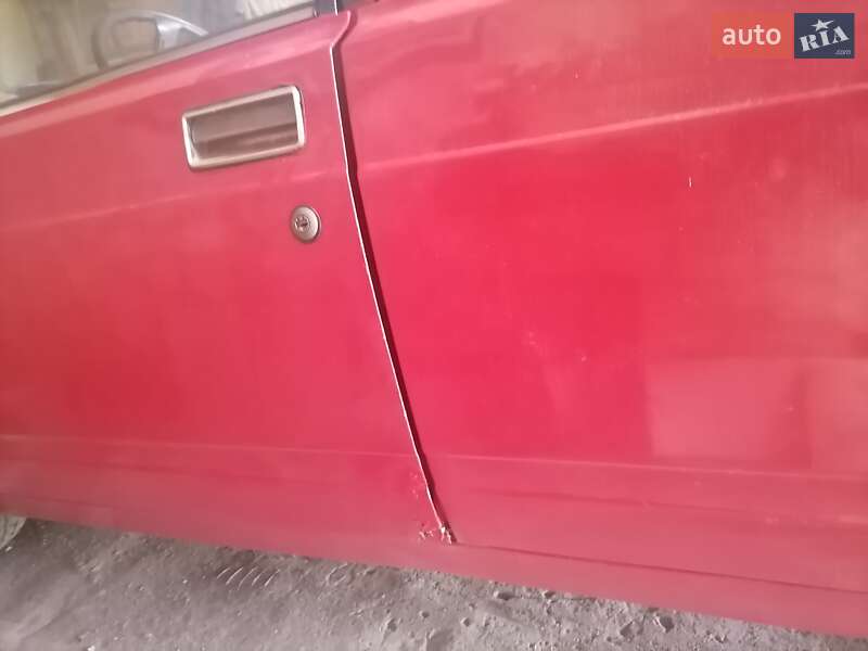Седан ВАЗ / Lada 2105 1989 в Белой Церкви фото 8 Седан ВАЗ / Lada 2105 1989 в Белой Церкви