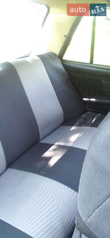 Седан ВАЗ / Lada 2105 1993 в Галиче