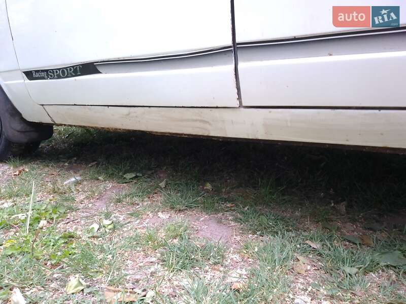 Седан ВАЗ / Lada 2105 1993 в Мироновке