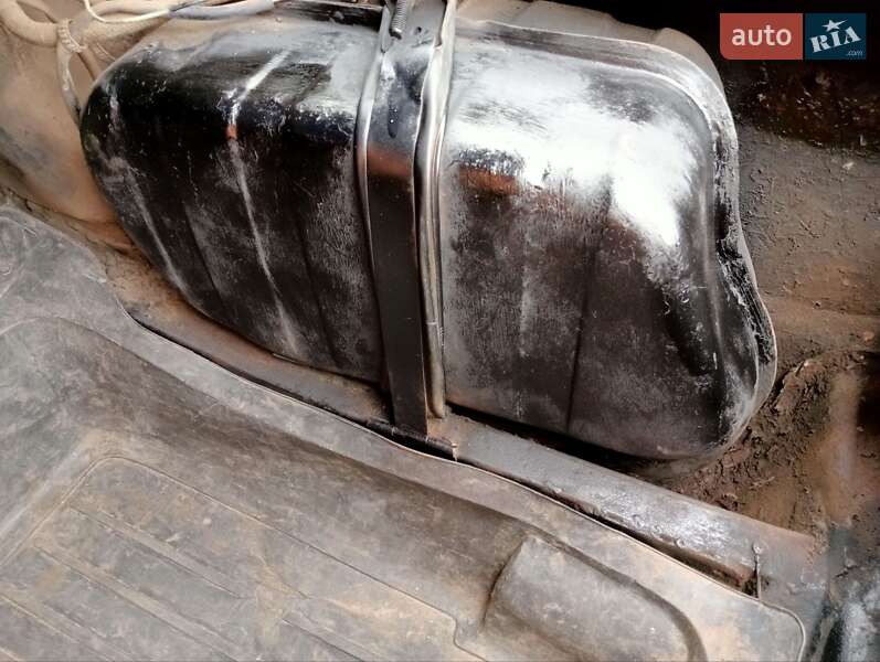 Седан ВАЗ / Lada 2105 1991 в Сумах