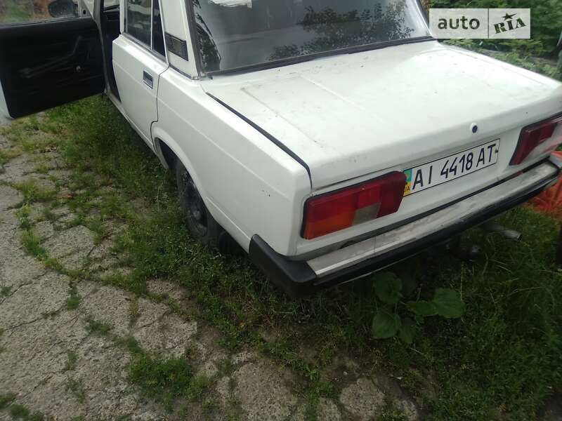 Седан ВАЗ / Lada 2105 1998 в Вишневом