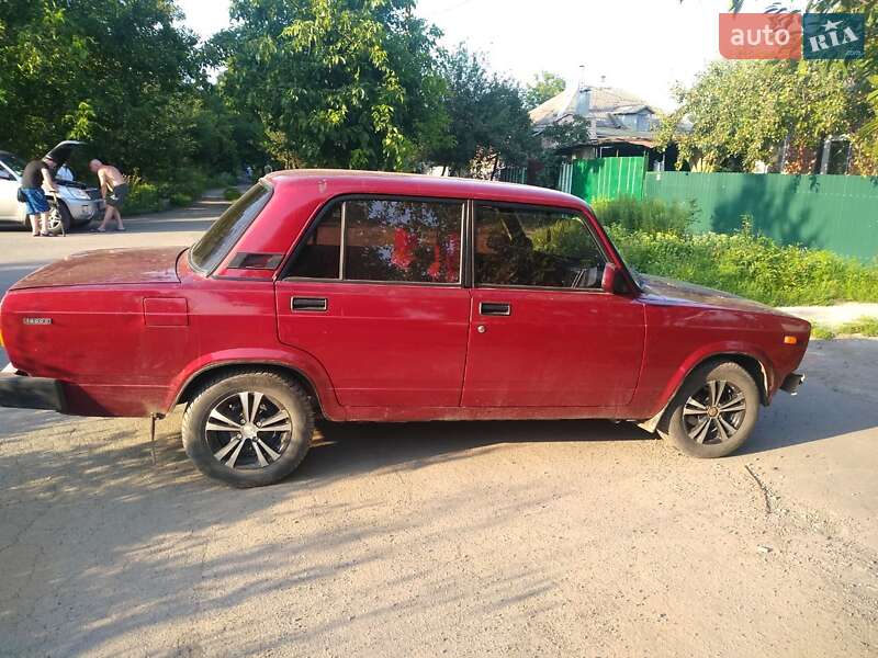 Седан ВАЗ 2105 1982 в 