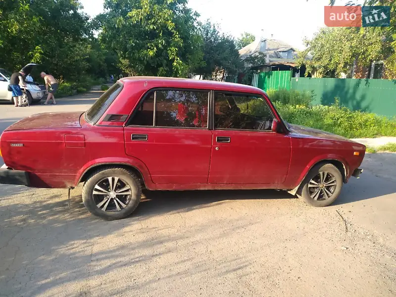Седан ВАЗ 2105 1982 в 