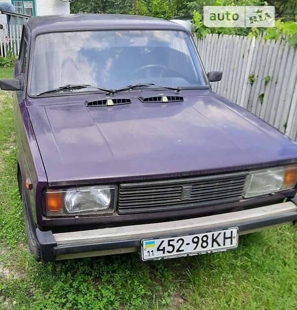 Седан ВАЗ / Lada 2105 2001 в Володарці