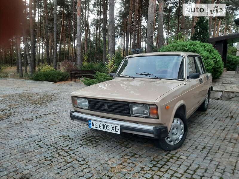 Седан ВАЗ / Lada 2105 1983 в Дніпрі
