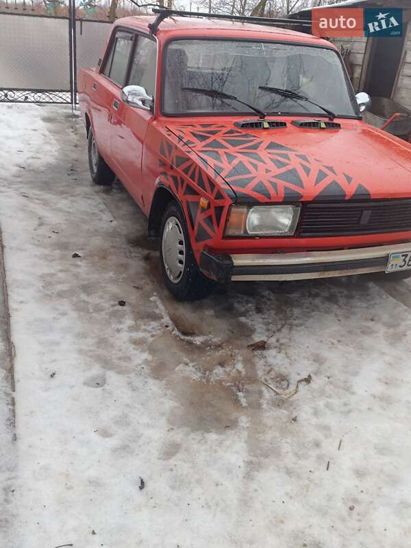Седан ВАЗ / Lada 2105 1989 в Городку