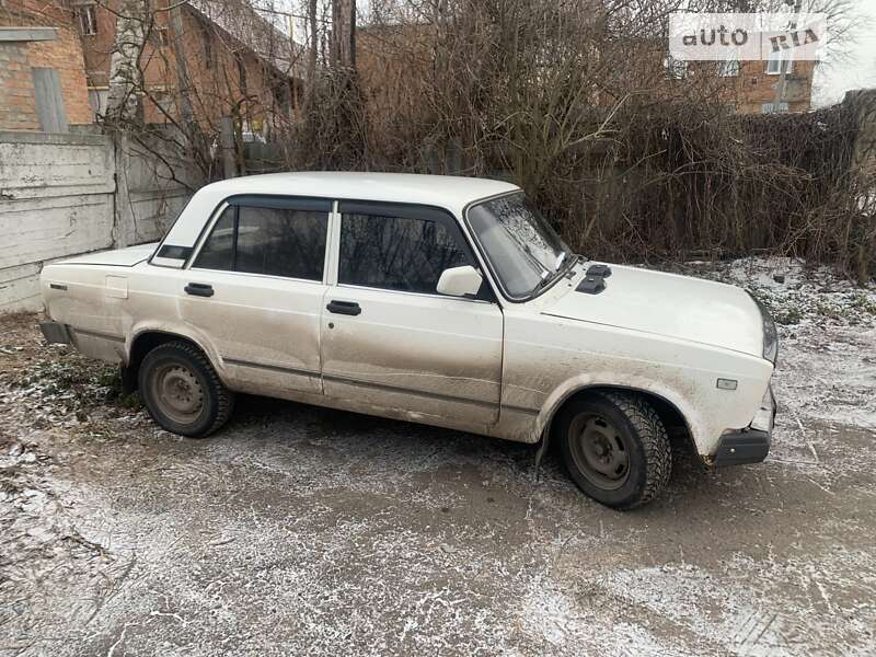 Седан ВАЗ / Lada 2105 1988 в Шишаки
