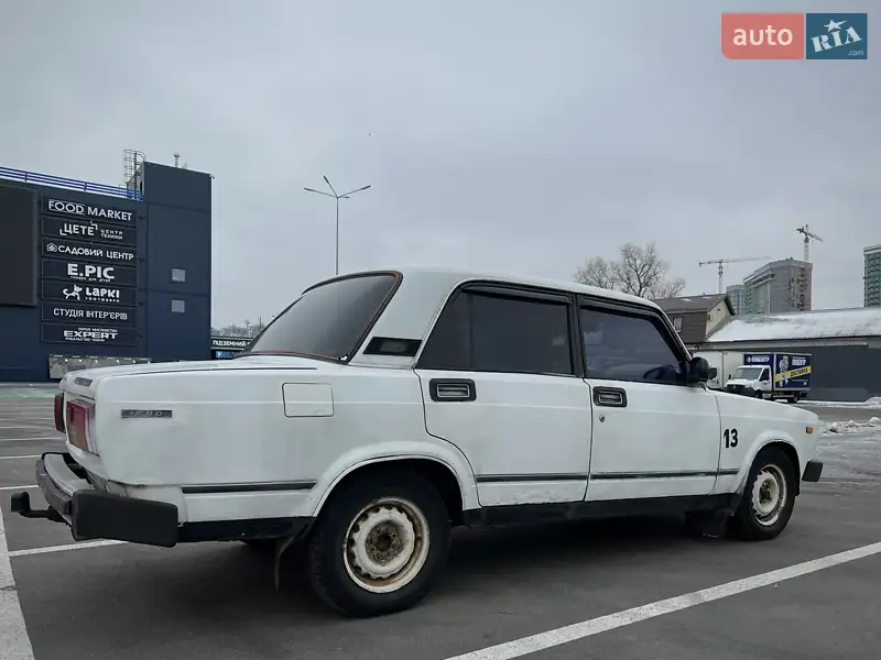 ВАЗ / Lada 2105 1982 VIN XTA210500C0229055 фото оголошення 9 з 65
