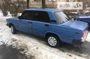 Седан ВАЗ / Lada 2105 1990 в Виннице