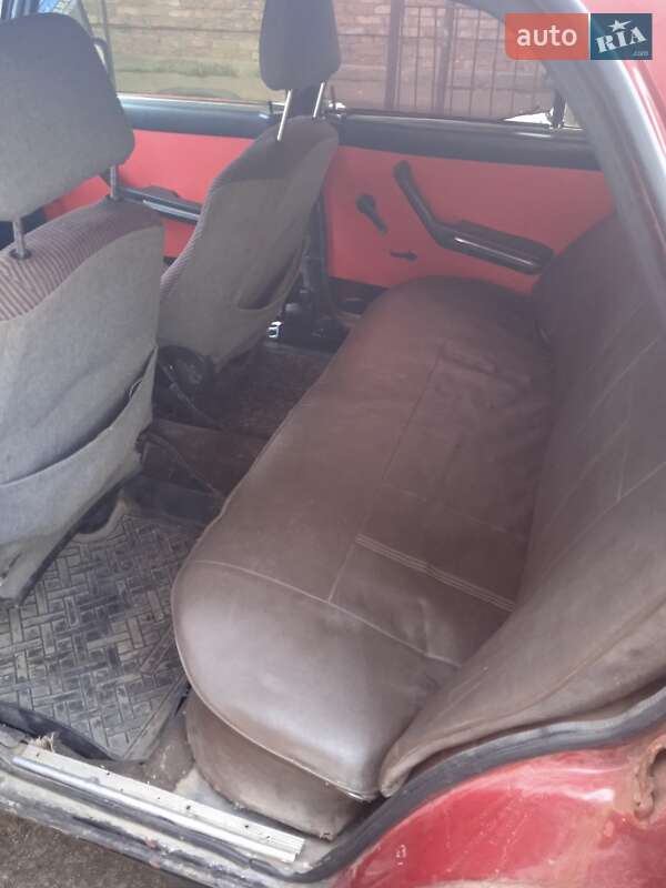 Седан ВАЗ / Lada 2105 1990 в Рожище