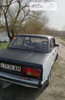 Седан ВАЗ / Lada 2105 1983 в Житомирі