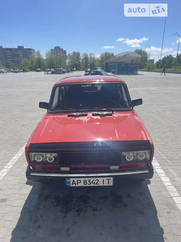 Седан ВАЗ / Lada 2105 1985 в Запорожье