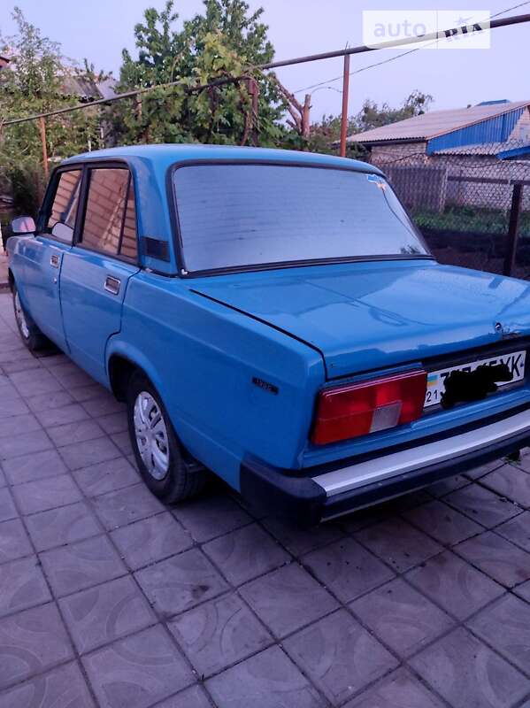 Седан ВАЗ / Lada 2105 1988 в Ізюмі