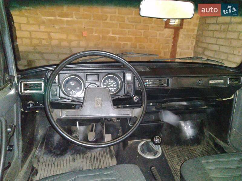 Седан ВАЗ / Lada 2105 1991 в Александрие