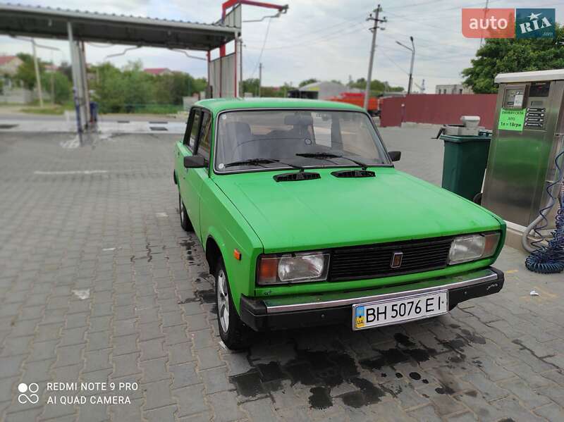 Седан ВАЗ / Lada 2105 2001 в Одессе