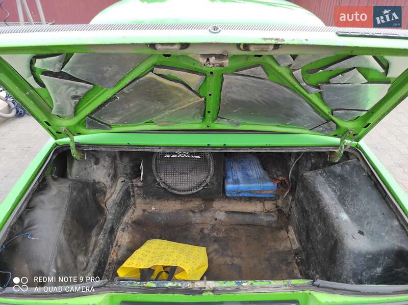 Седан ВАЗ / Lada 2105 2001 в Одессе