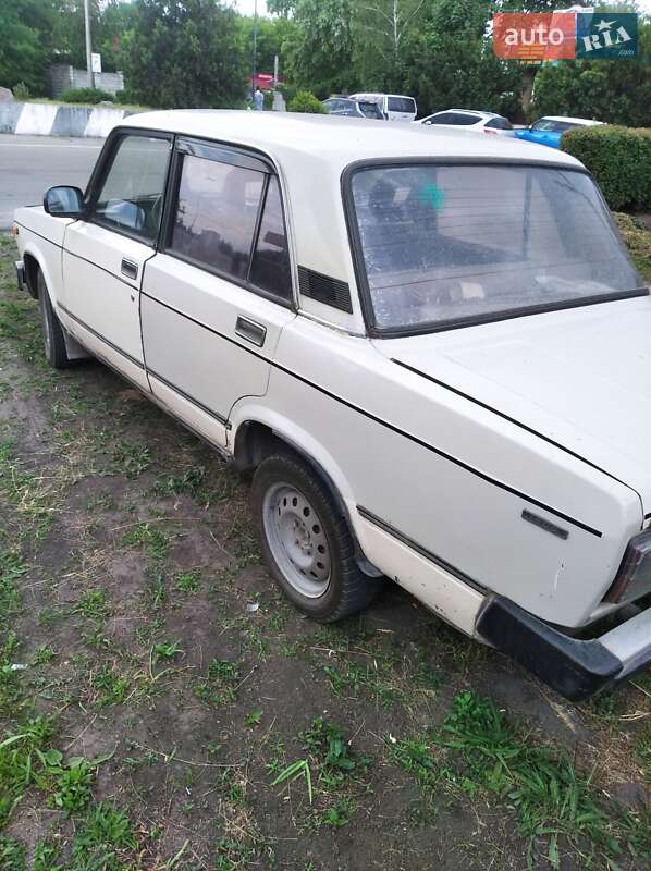 Седан ВАЗ / Lada 2105 1996 в Каменском