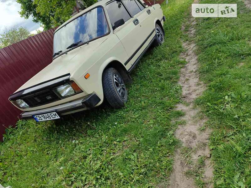Седан ВАЗ / Lada 2105 1986 в Монастырище