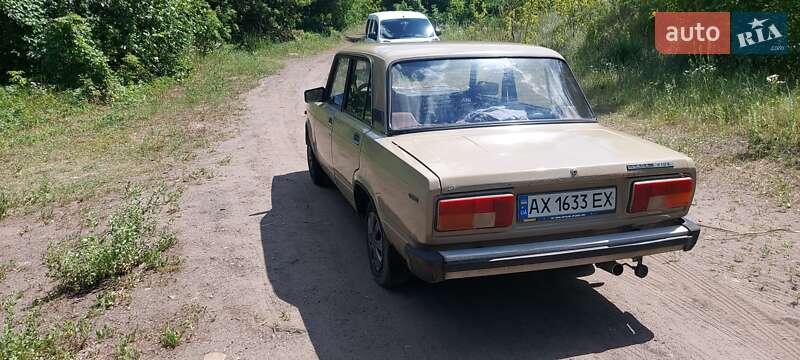 Седан ВАЗ / Lada 2105 1981 в Харькове