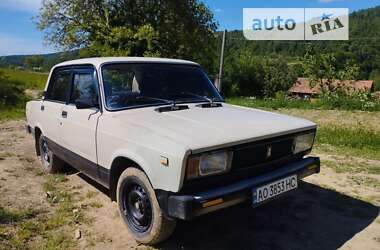 Седан ВАЗ / Lada 2105 1988 в Ужгороде