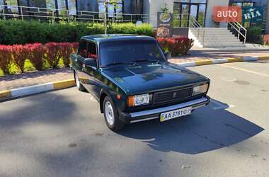Седан ВАЗ / Lada 2105 1999 в 