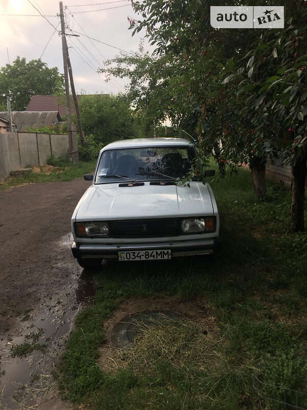 Седан ВАЗ / Lada 2105 1981 в Нежине