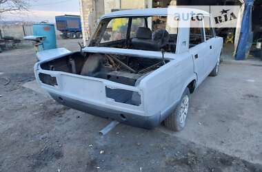 Седан ВАЗ / Lada 2105 1992 в Миколаєві