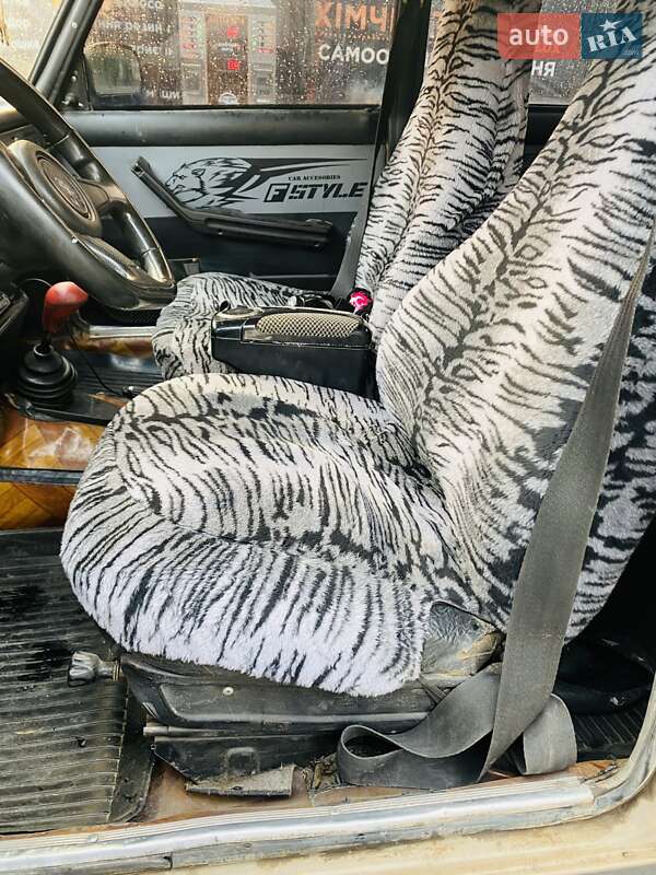 Седан ВАЗ / Lada 2105 1982 в Новомосковске