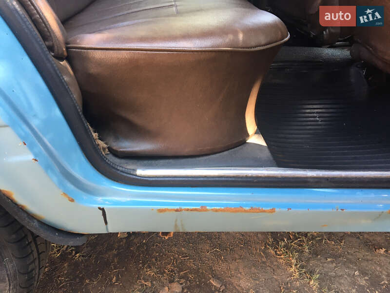 Седан ВАЗ / Lada 2105 1987 в Черновцах