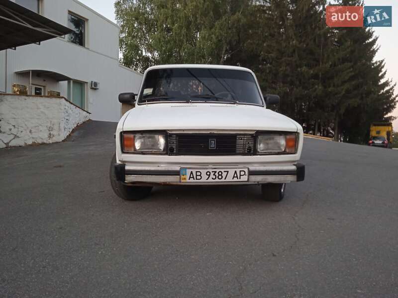 Седан ВАЗ / Lada 2105 1982 в Шаргороде