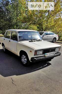 Седан ВАЗ / Lada 2105 1983 в Полтаві