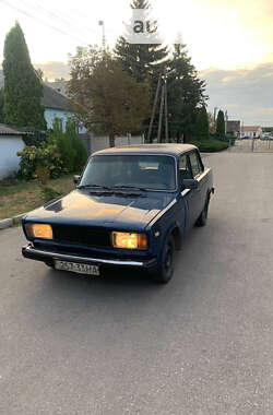 Седан ВАЗ / Lada 2105 1988 в Дніпрі