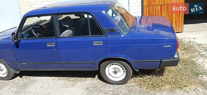 Седан ВАЗ / Lada 2105 1997 в Харкові