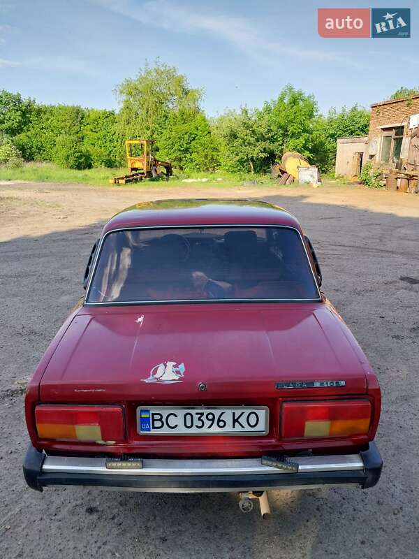 Седан ВАЗ / Lada 2105 1983 в Белзе