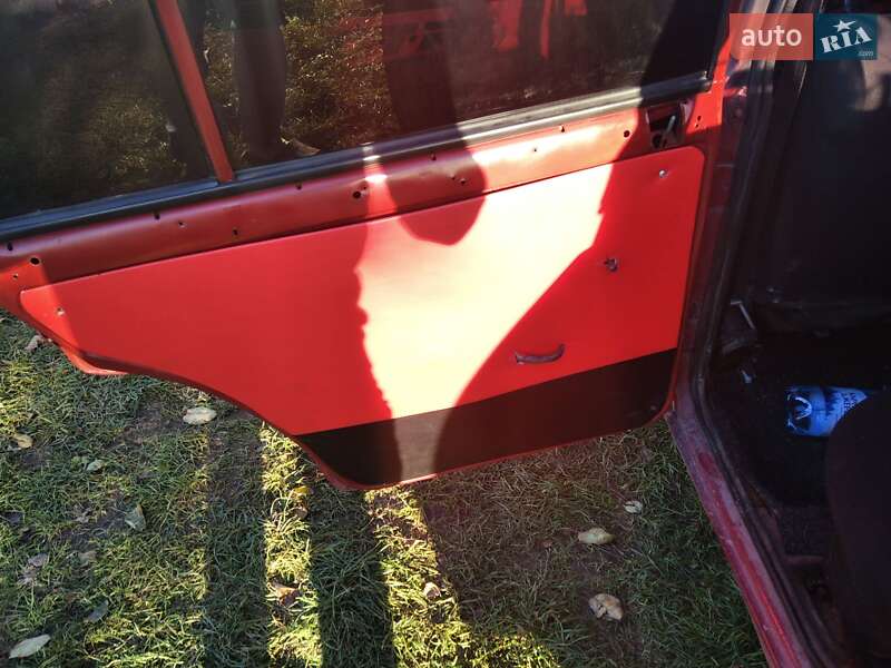 Седан ВАЗ / Lada 2105 1991 в Щирце фото 26 Седан ВАЗ / Lada 2105 1991 в Щирце