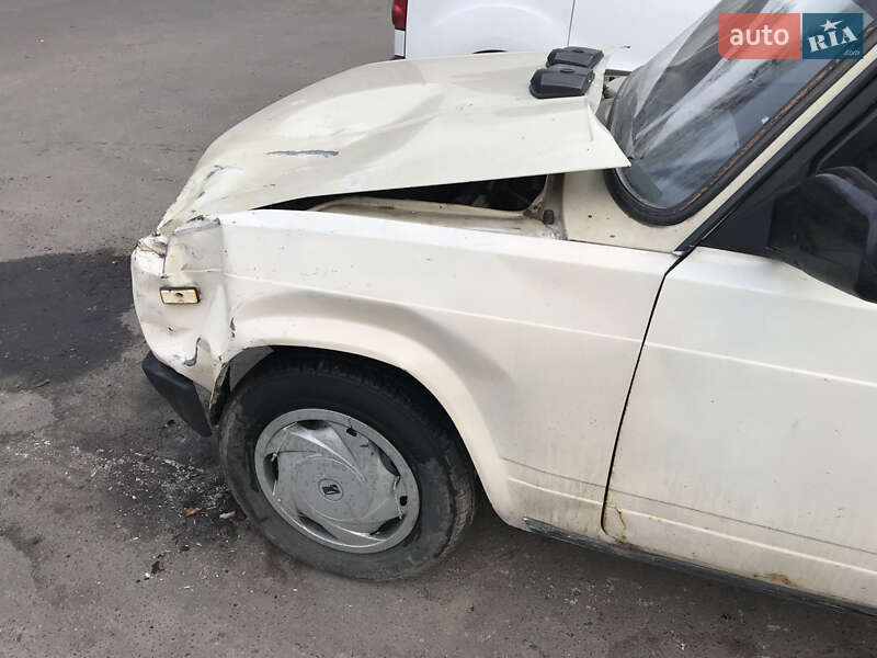 Седан ВАЗ / Lada 2105 1989 в Ольшане фото 6 Седан ВАЗ / Lada 2105 1989 в Ольшане