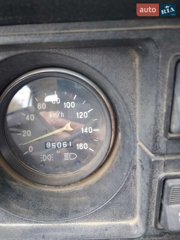 Седан ВАЗ / Lada 2105 1995 в Маяках фото 7 Седан ВАЗ / Lada 2105 1995 в Маяках