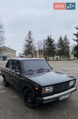 Седан ВАЗ / Lada 2105 1981 в Новоархангельську