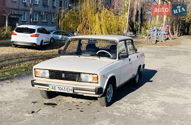 Седан ВАЗ / Lada 2105 1992 в Каменском