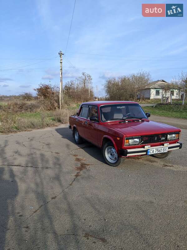 Седан ВАЗ / Lada 2105 1992 в Умані