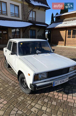 Седан ВАЗ / Lada 2105 1986 в Косове