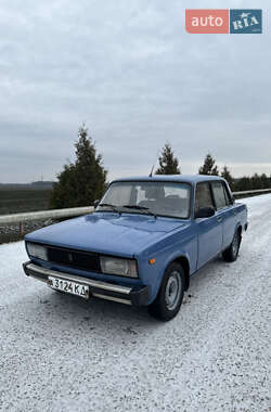 Седан ВАЗ / Lada 2105 1983 в Знам'янці