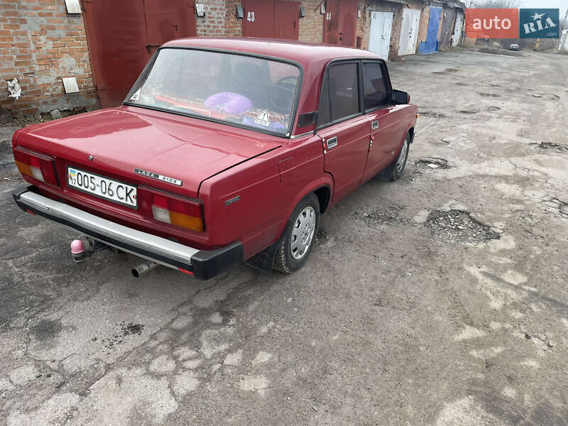 Седан ВАЗ / Lada 2105 1994 в Полтаве