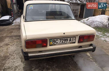 Седан ВАЗ / Lada 2105 1980 в 